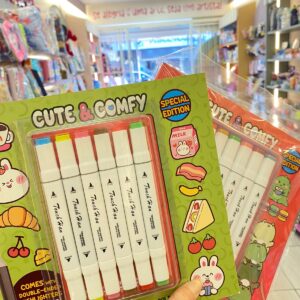 Kit Livro de Colorir Cute & Comfy + 6 Canetas Touch