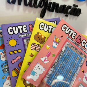 Kit Livro de Colorir Cute & Comfy + 12 Lápis de Cor