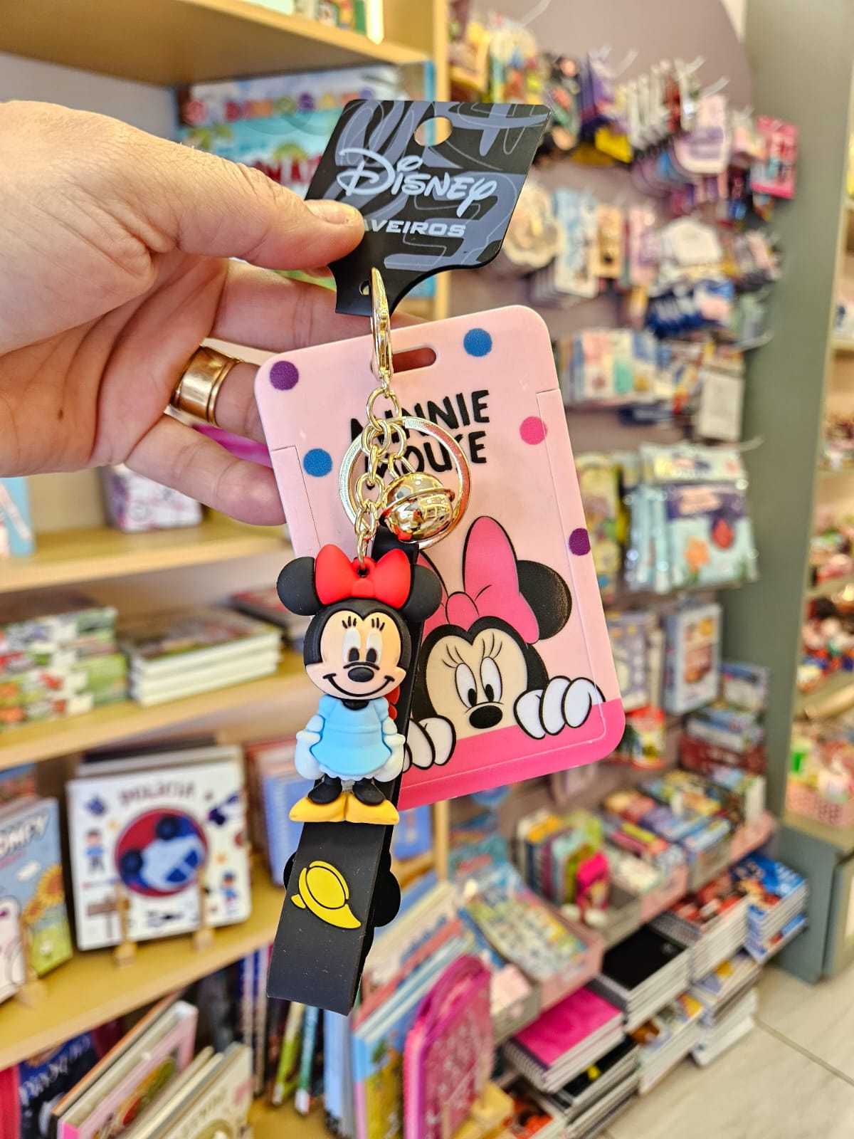 Porta Crachá com Chaveiro Disney