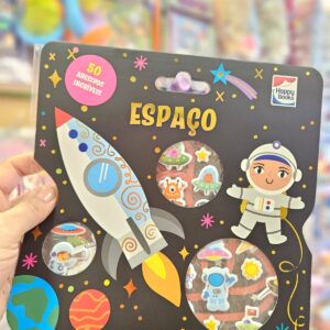 Livro Infantil Coleção Livro com Adesivos Fofinhos Happy Books: Espaço