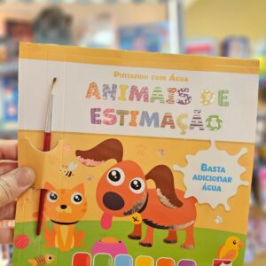 Livro Infantil Coleção Pintando Com Água Happy Books: Animais de Estimação