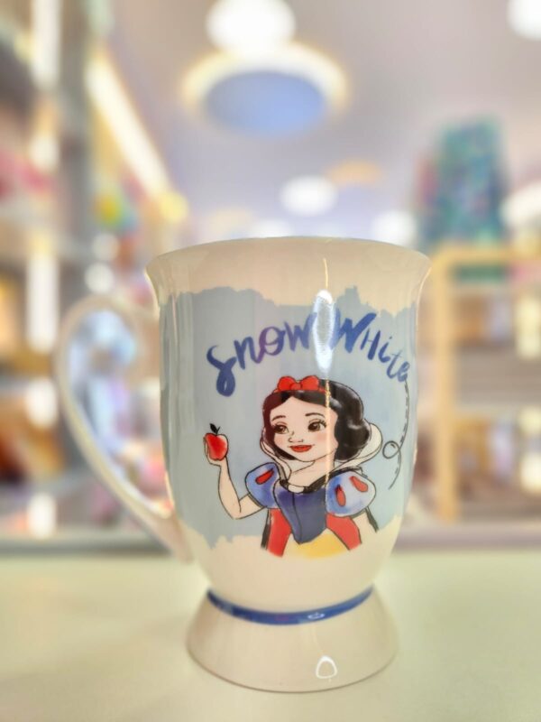 Caneca de Cerâmica Royal Branca de Neve Disney 300ml Zonacriativa