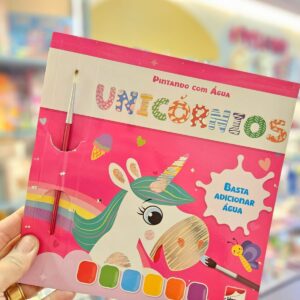 Livro Infantil Coleção Pintando Com Água Happy Books: Unicórnios