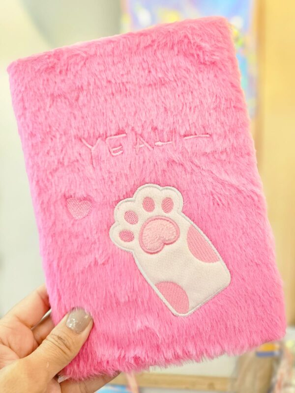 Caderno de Anotações Pequeno Bordado Pelúcia 80 Folhas Patinha