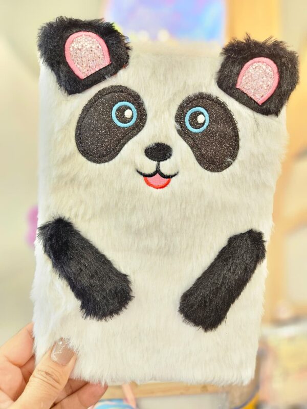 Caderno de Anotações Pequeno Bordado Pelúcia 80 Folhas Panda