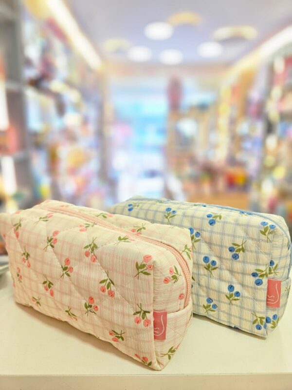 Necessaire Feminina Quiltada Estampa Floral 18x10 Lis