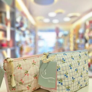 Necessaire Feminina Quiltada Estampa Floral 22x13 Lis